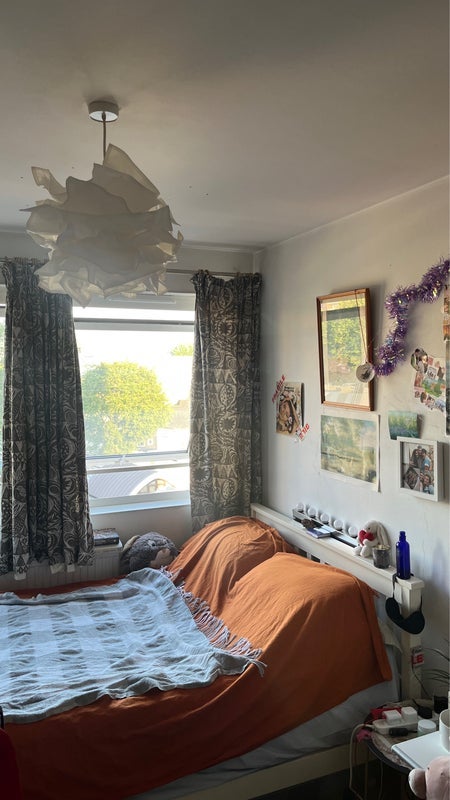 Room Austin Road in Greater London