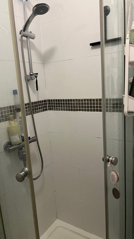 Room Austin Road in Greater London