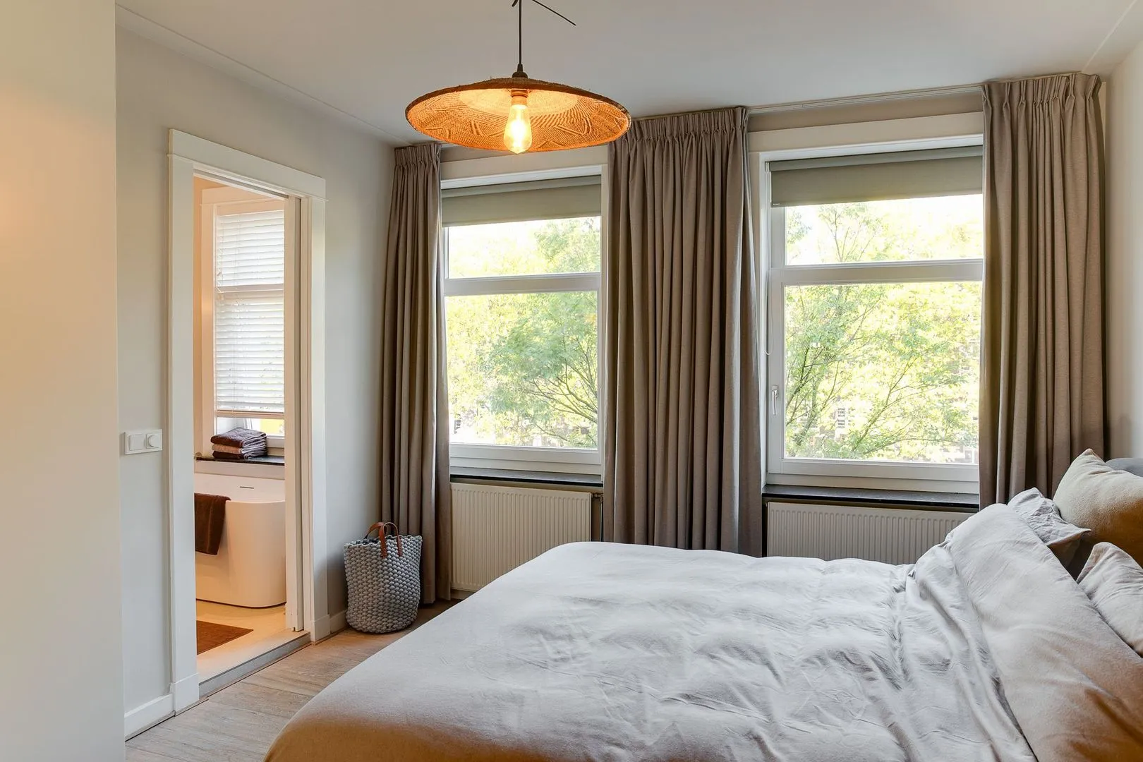 Appartement te koop: Tweede Kostverlorenkade 131, Amsterdam