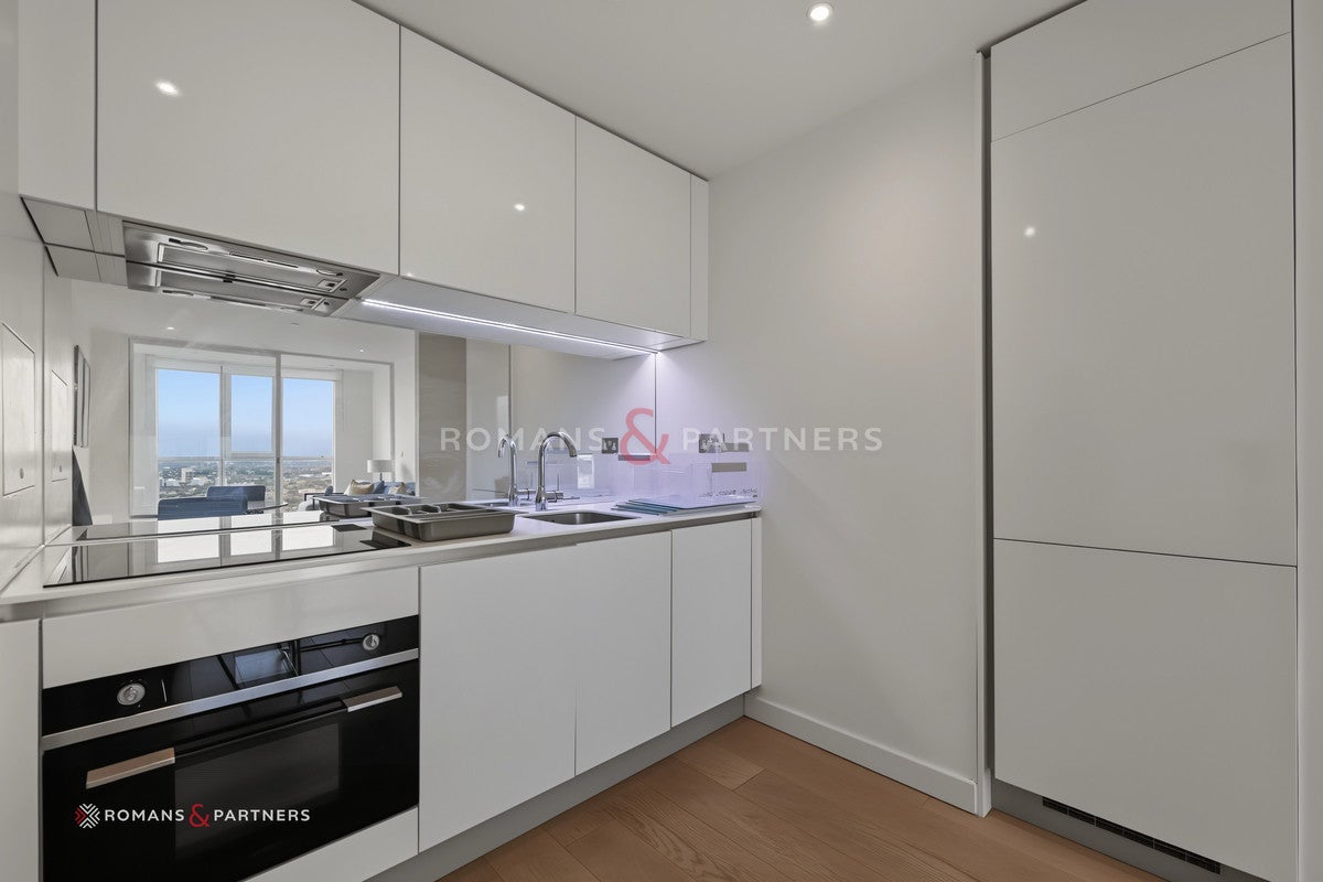 Flat Wandsworth Road in Greater London