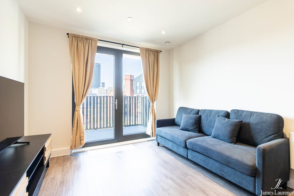 Flat Belmont Row in Birmingham
