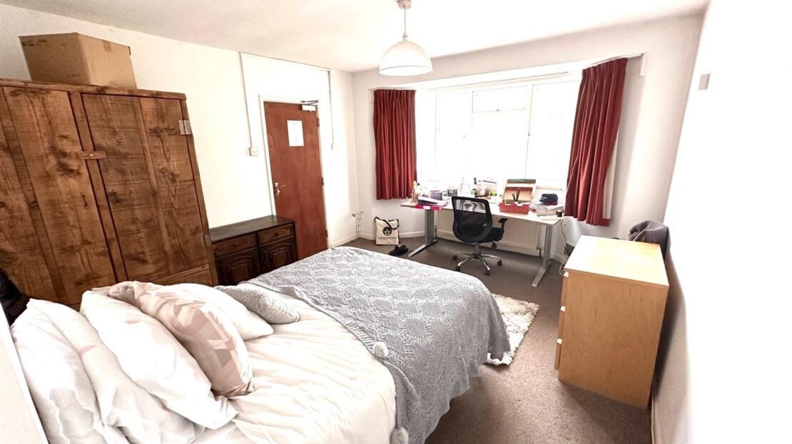 House Bryony Close in Greater London