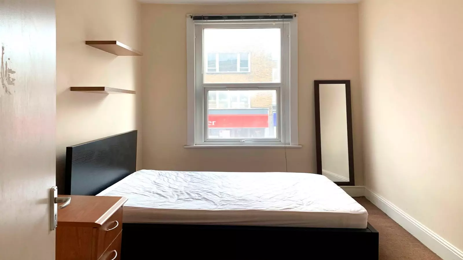 Flat Bradbury Mews in Greater London