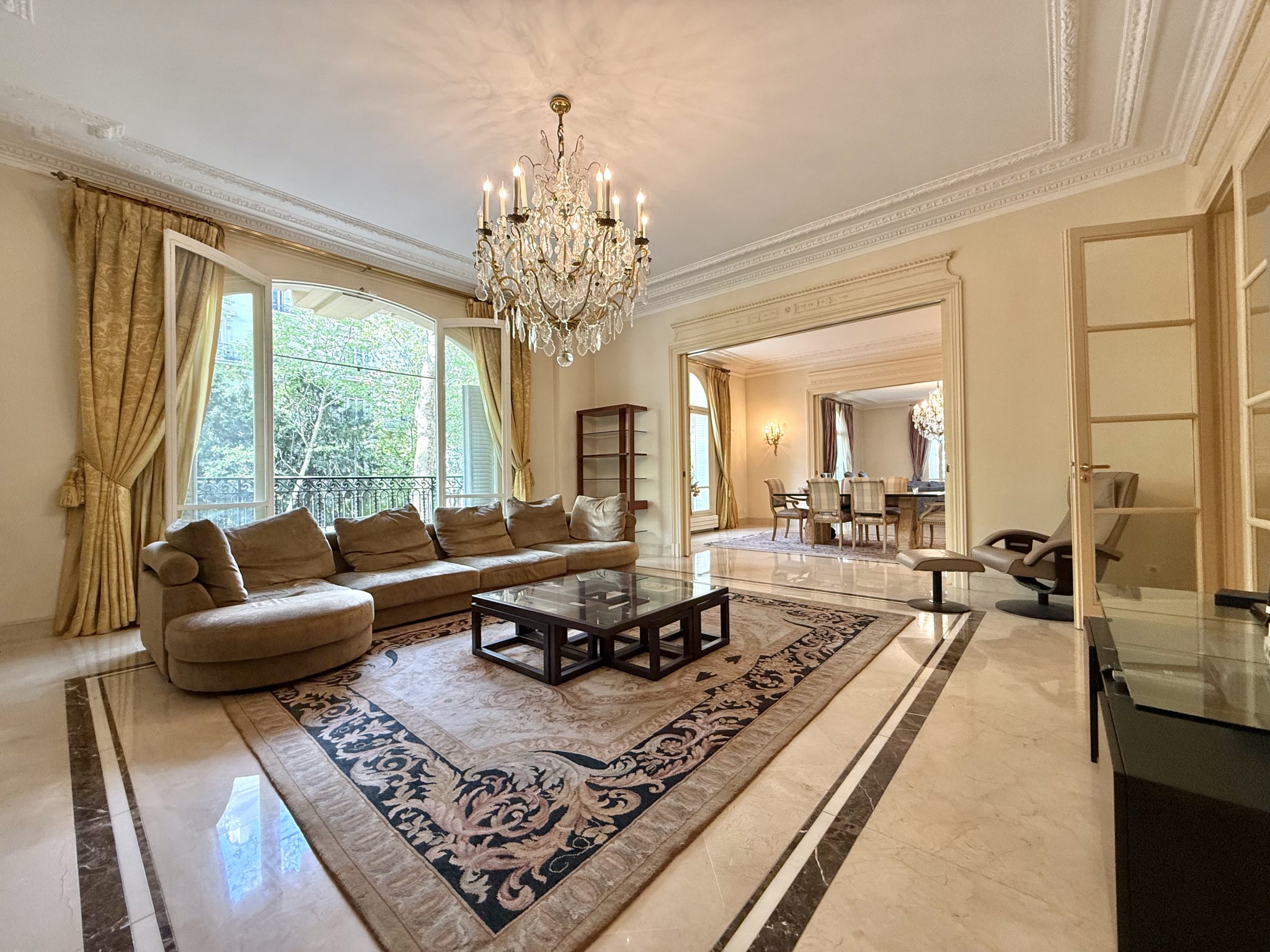 Appartement Avenue Silvestre de Sacy à Paris
