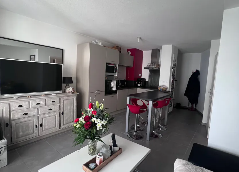 Flat Avenue Gérard Philipe in La Seyne-sur-Mer