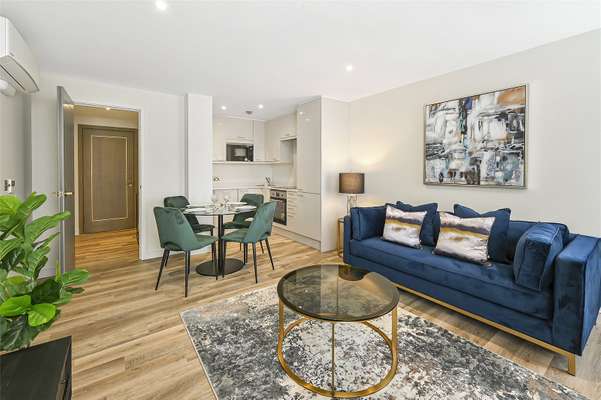Flat Brompton Road in Greater London