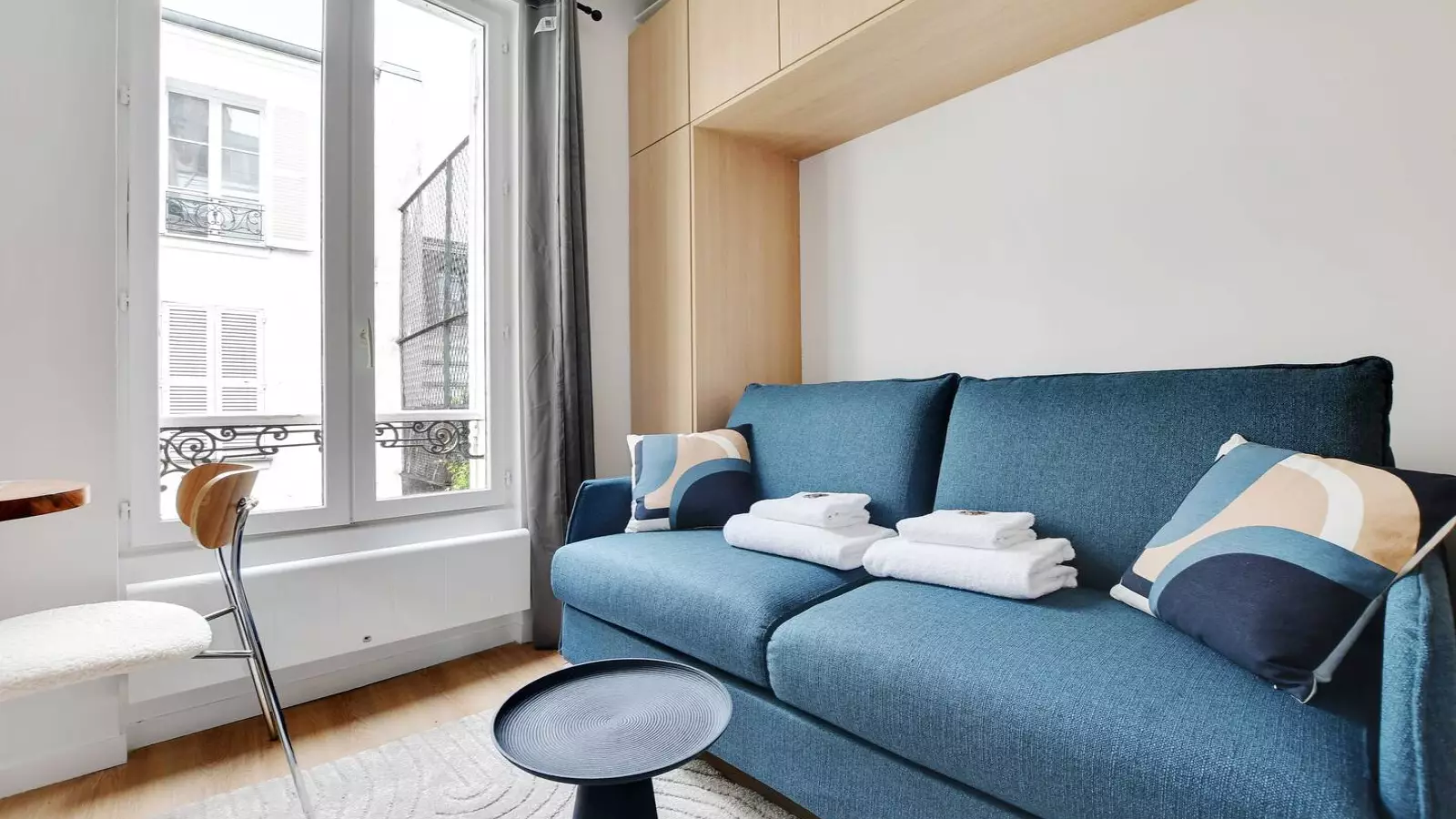 Flat Rue de l'Assomption in Paris