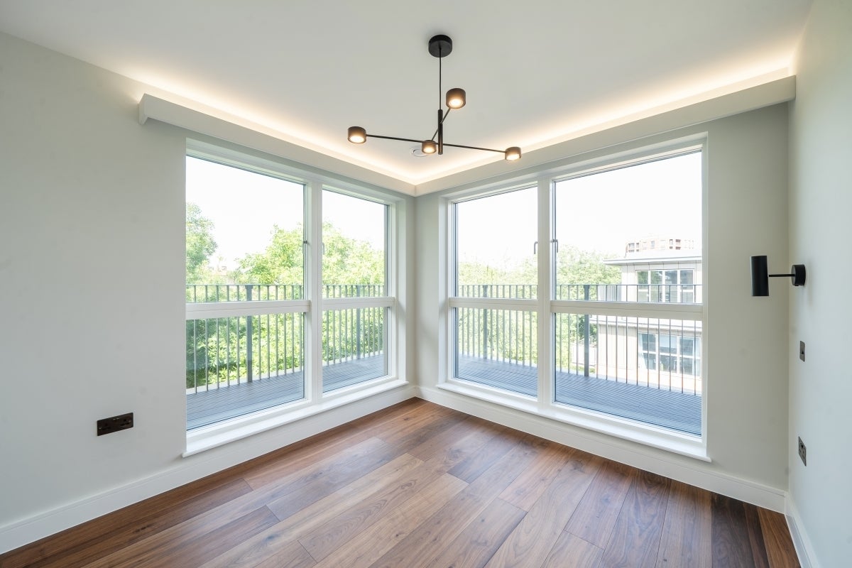 Flat Maygrove Road in Greater London