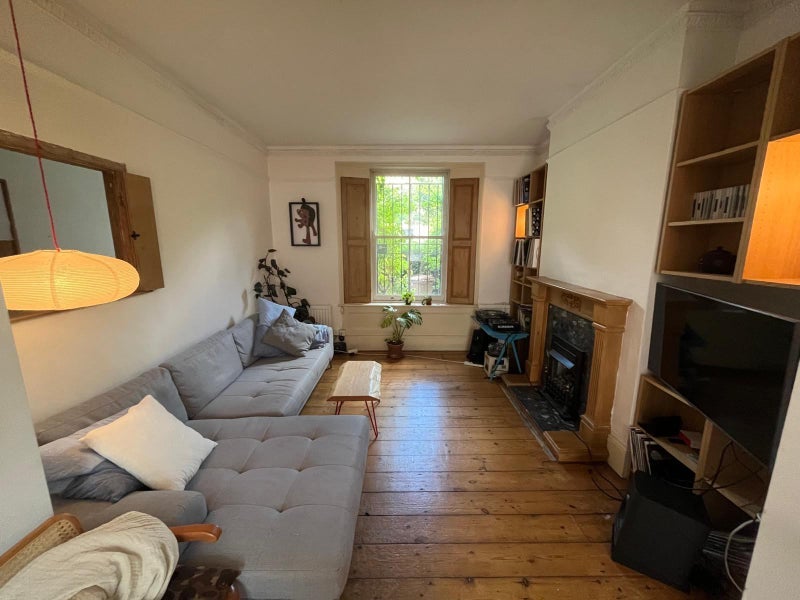 Room Horton Road in Greater London