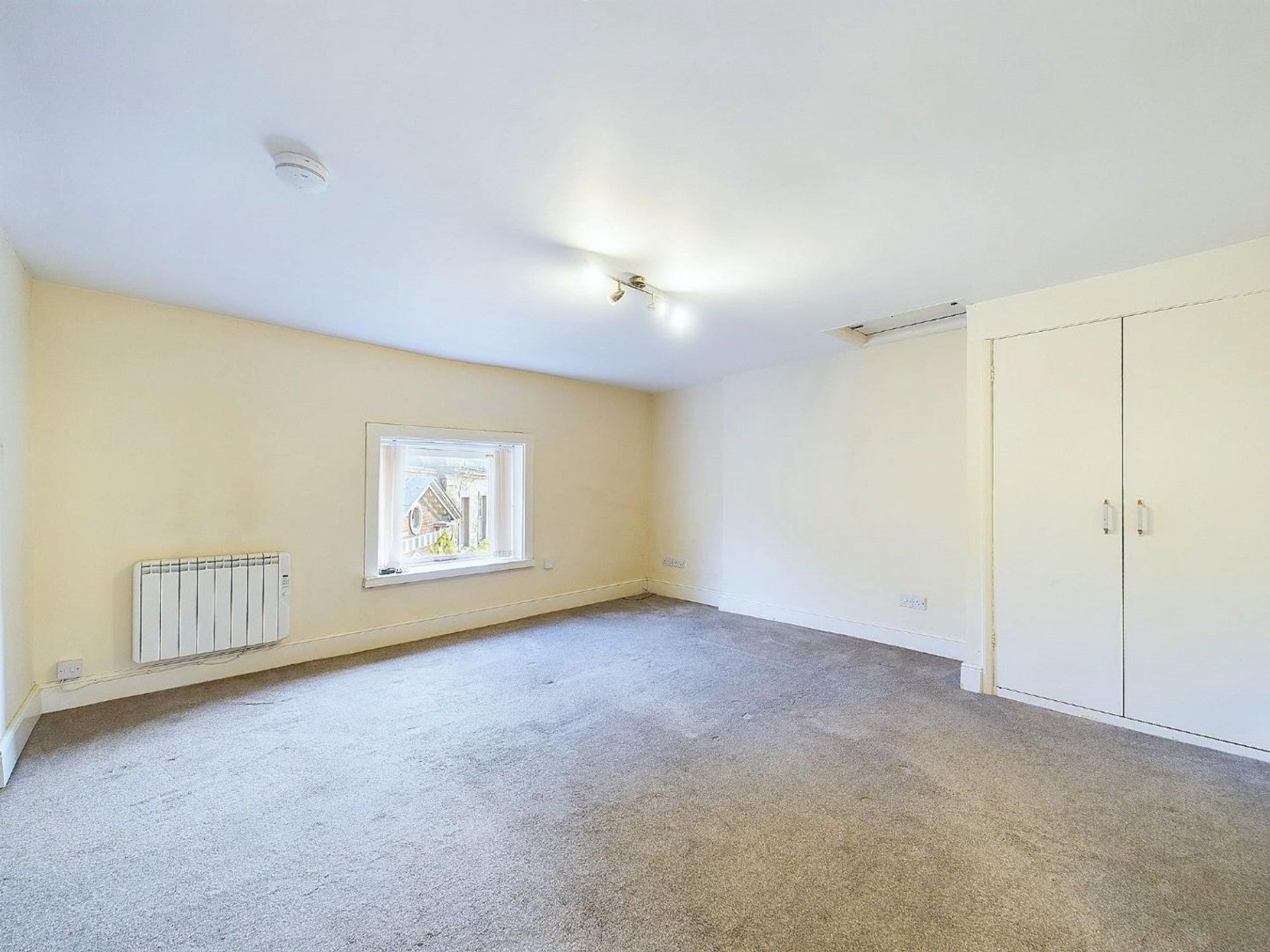 Flat Market Place in Derbyshire Dales