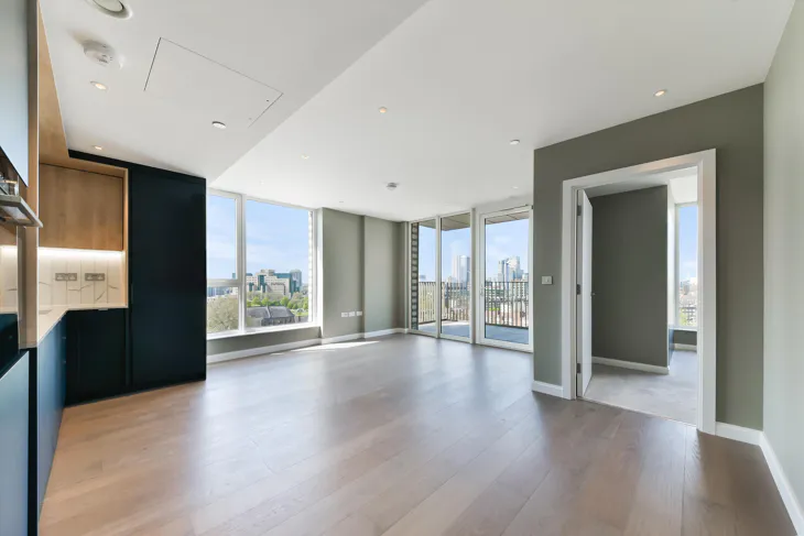 Flat Kennington Lane in Greater London