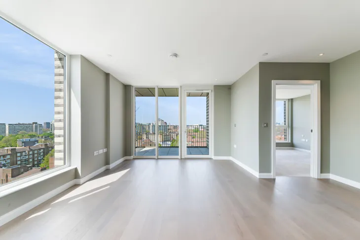 Flat Kennington Lane in Greater London