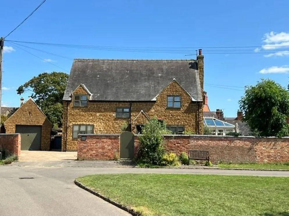 House Westthorpe in Ashley