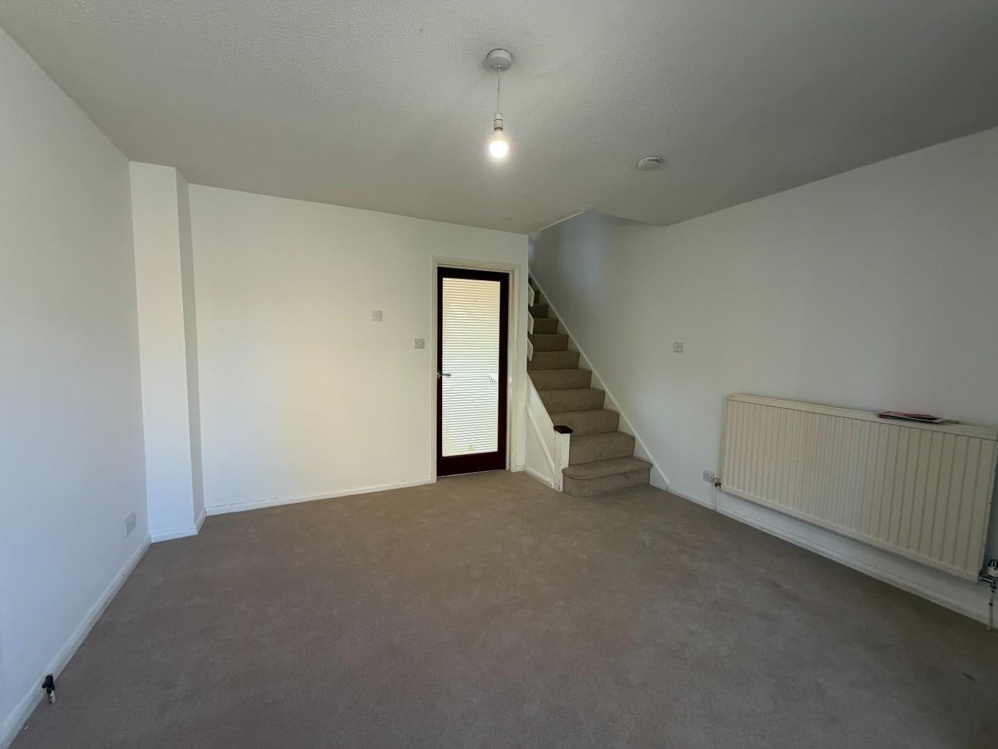 House Tavistock Close in Woburn Sands