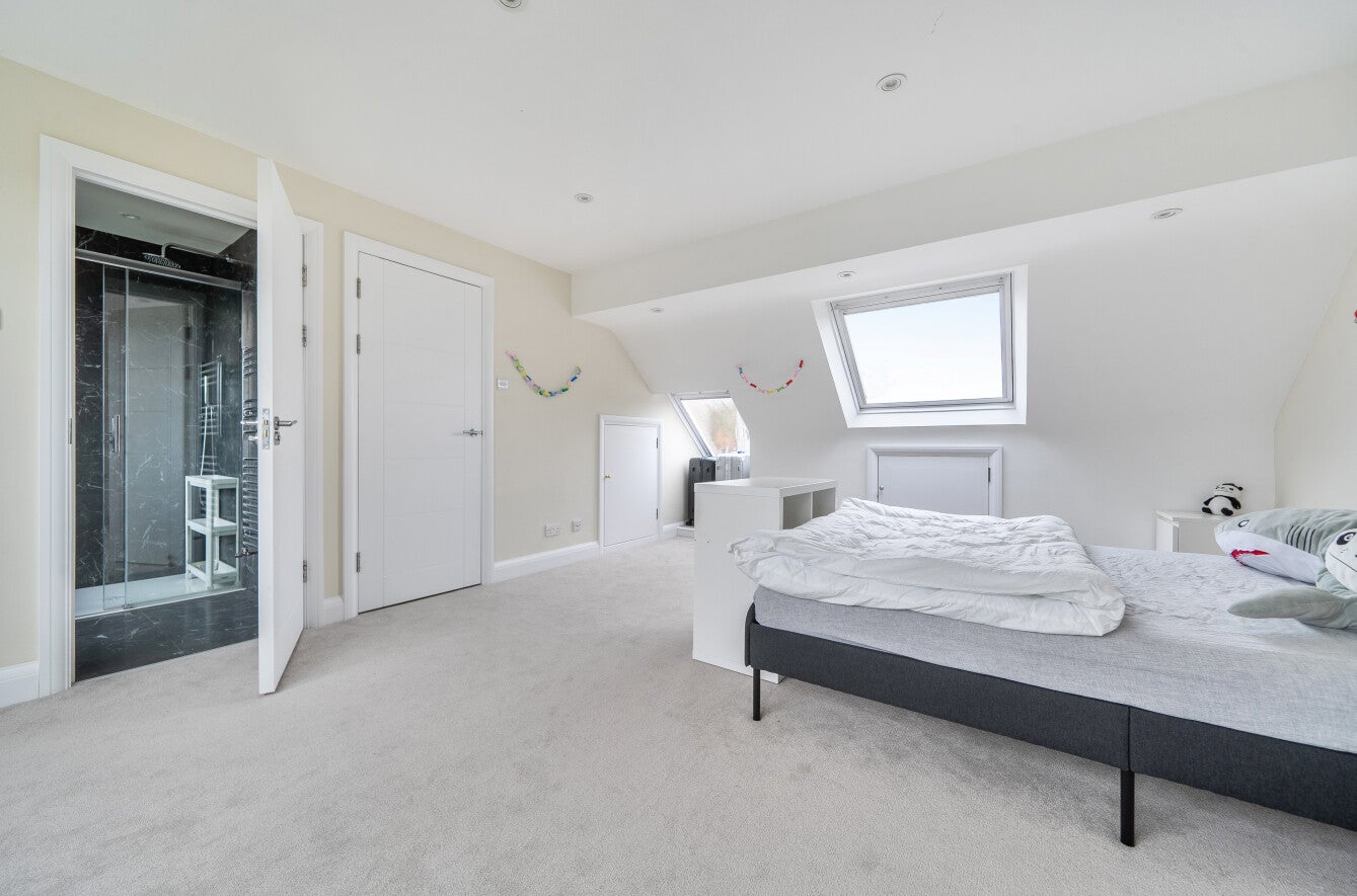 House Singleton Scarp in Greater London