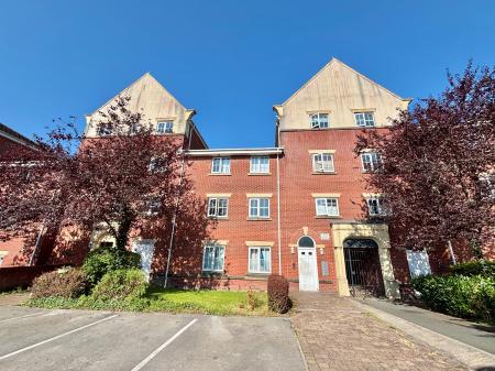 Flat Derby Court in Bury