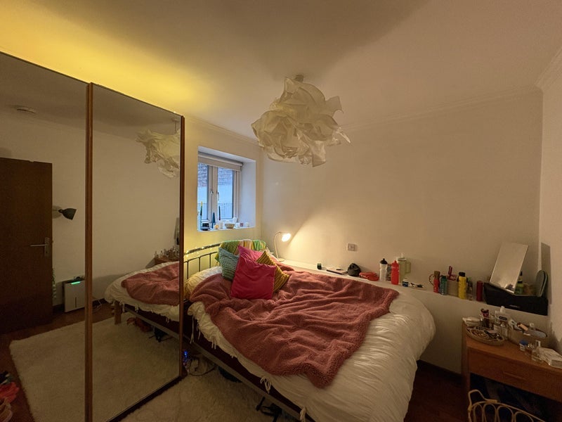 Room Racton Road in Greater London