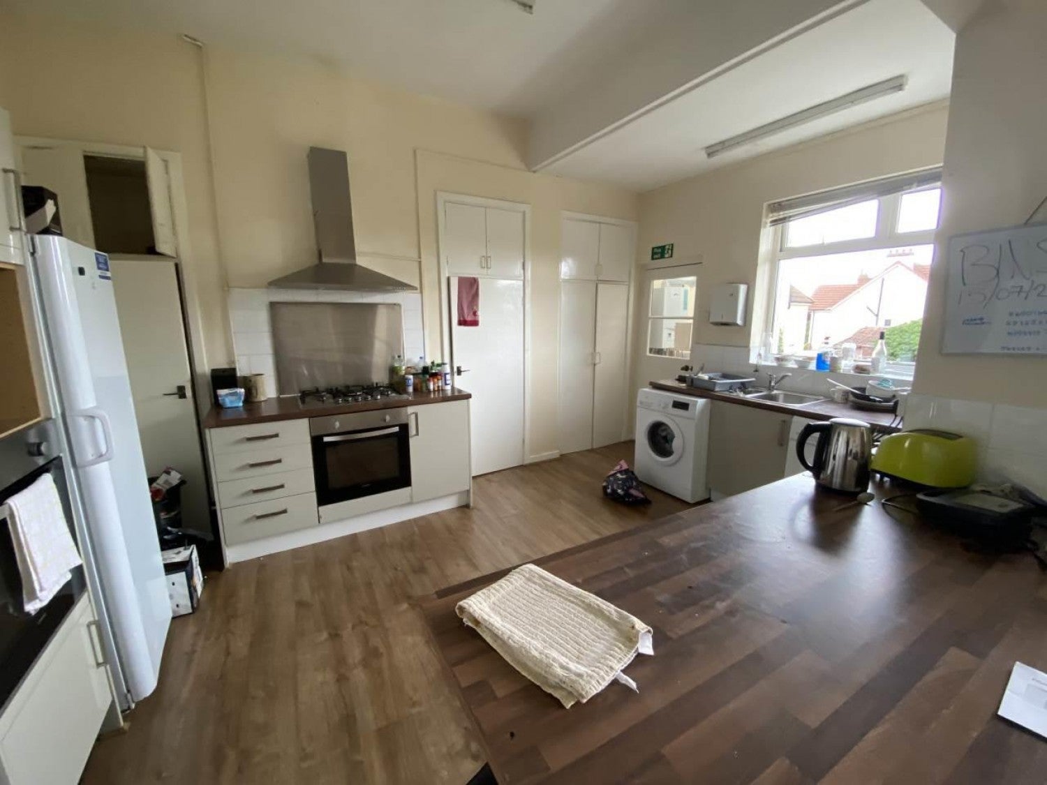 Room Gloucester Road North in Bristol