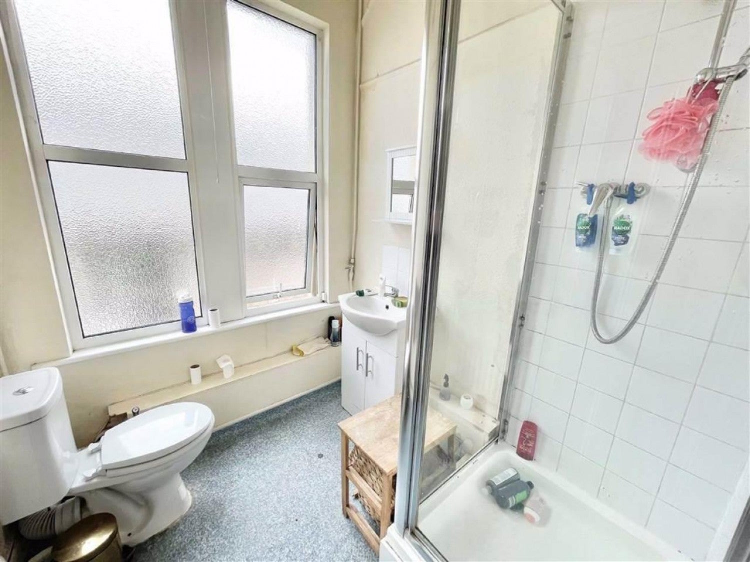 Room Gloucester Road North in Bristol