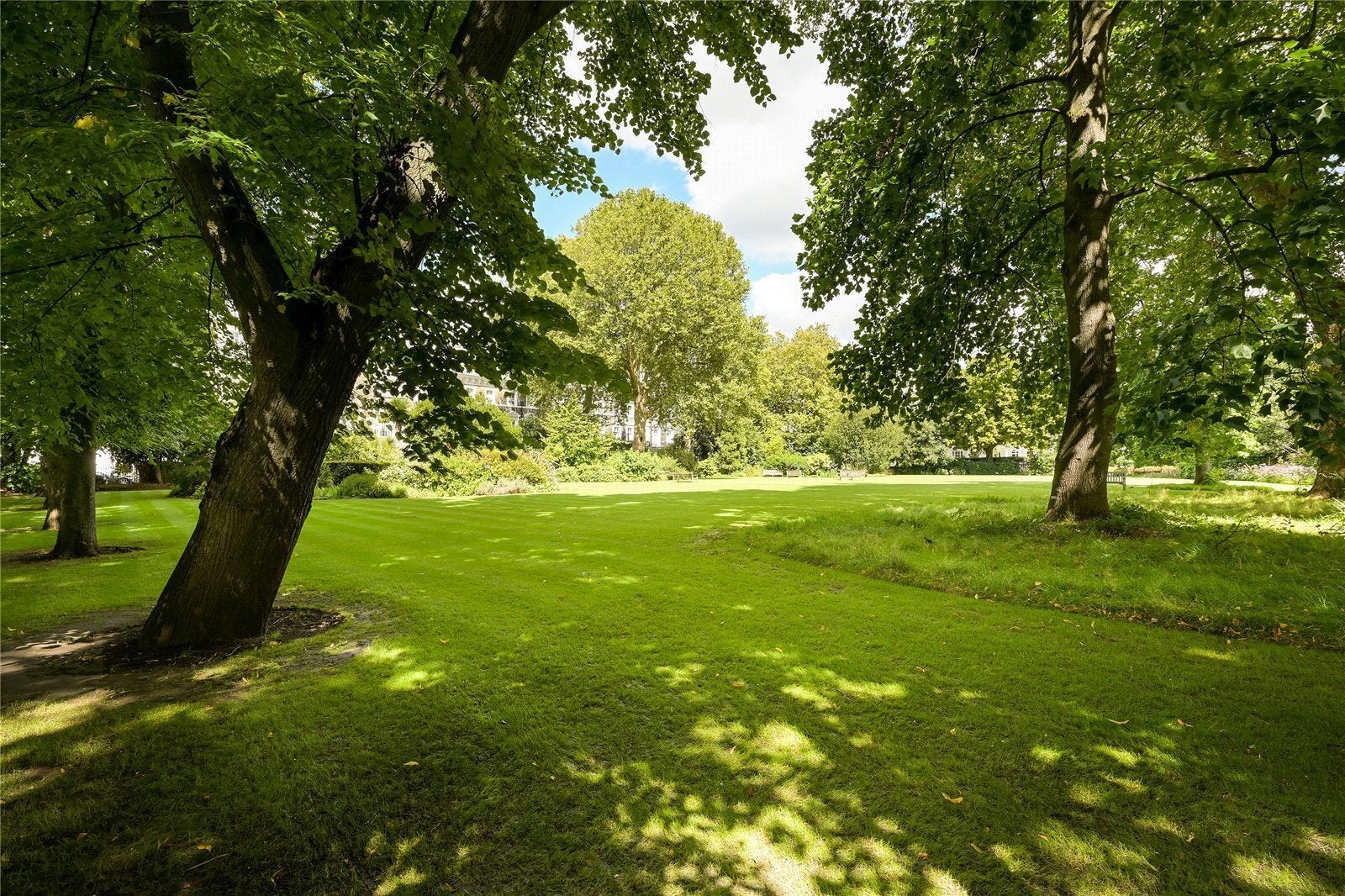 Flat Onslow Square in Greater London