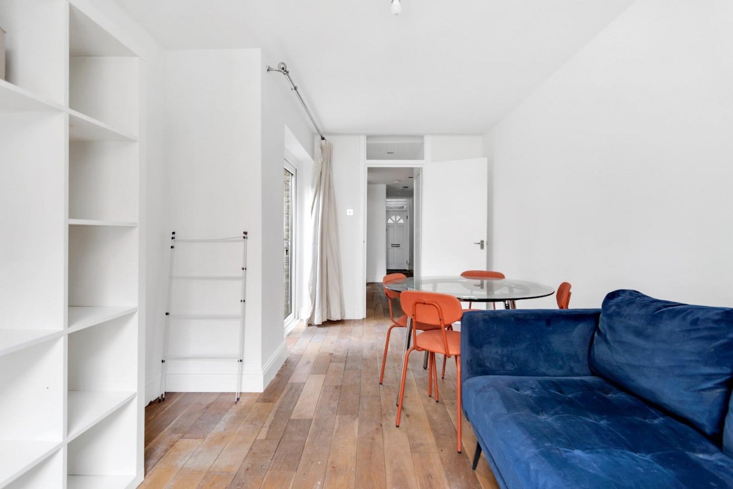 Flat Lowfield Road in Greater London