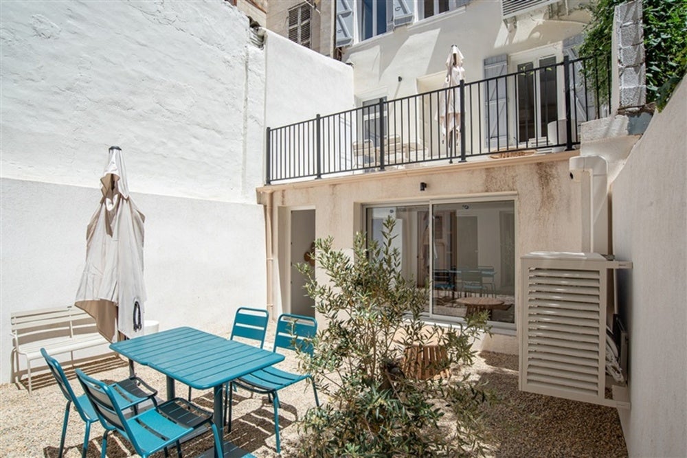 Chambre Rue Sénac de Meilhan à Marseille