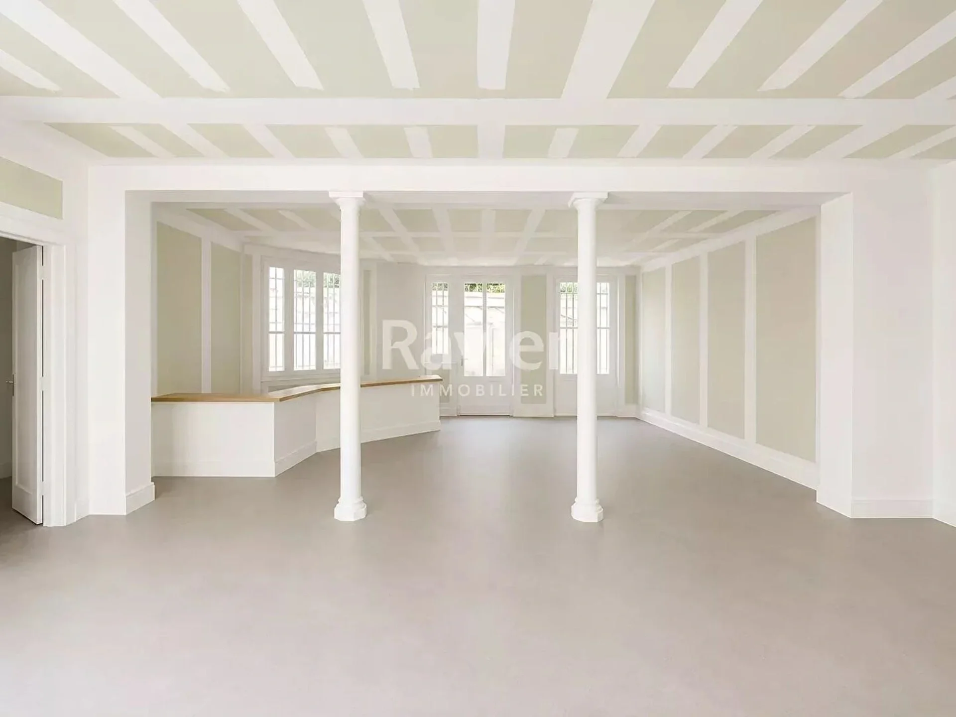 Flat Rue Claude Decaen in Paris