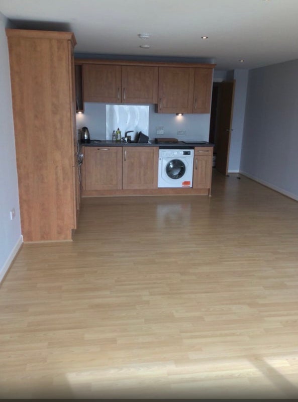 Room Lancefield Quay in Glasgow