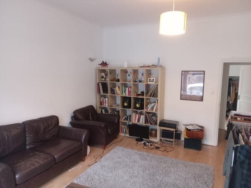 Room Foulden Road in Greater London