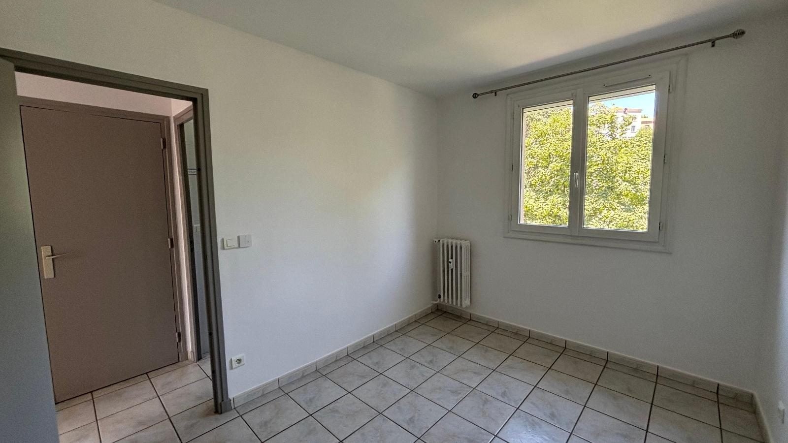 Flat Avenue du Moulin de Madame in Privas