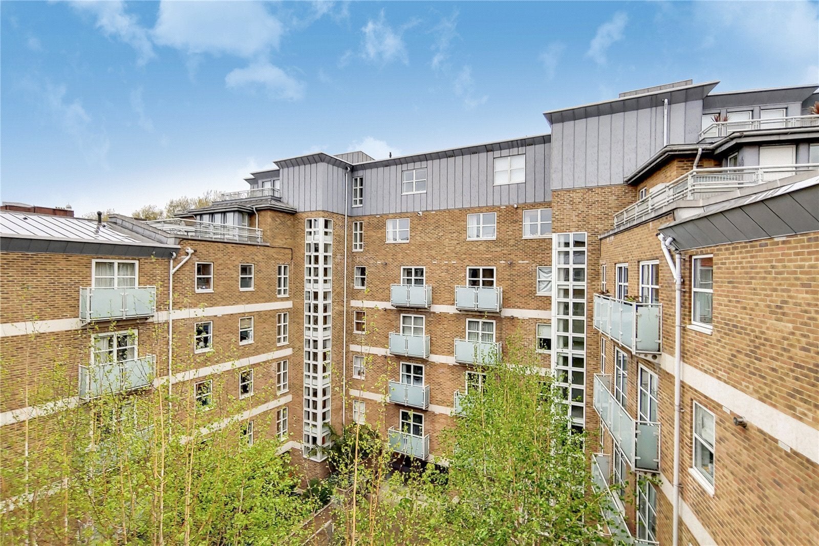 Flat Vincent Square in City of Westminster