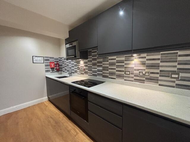 Flat Godwin Court in Swindon