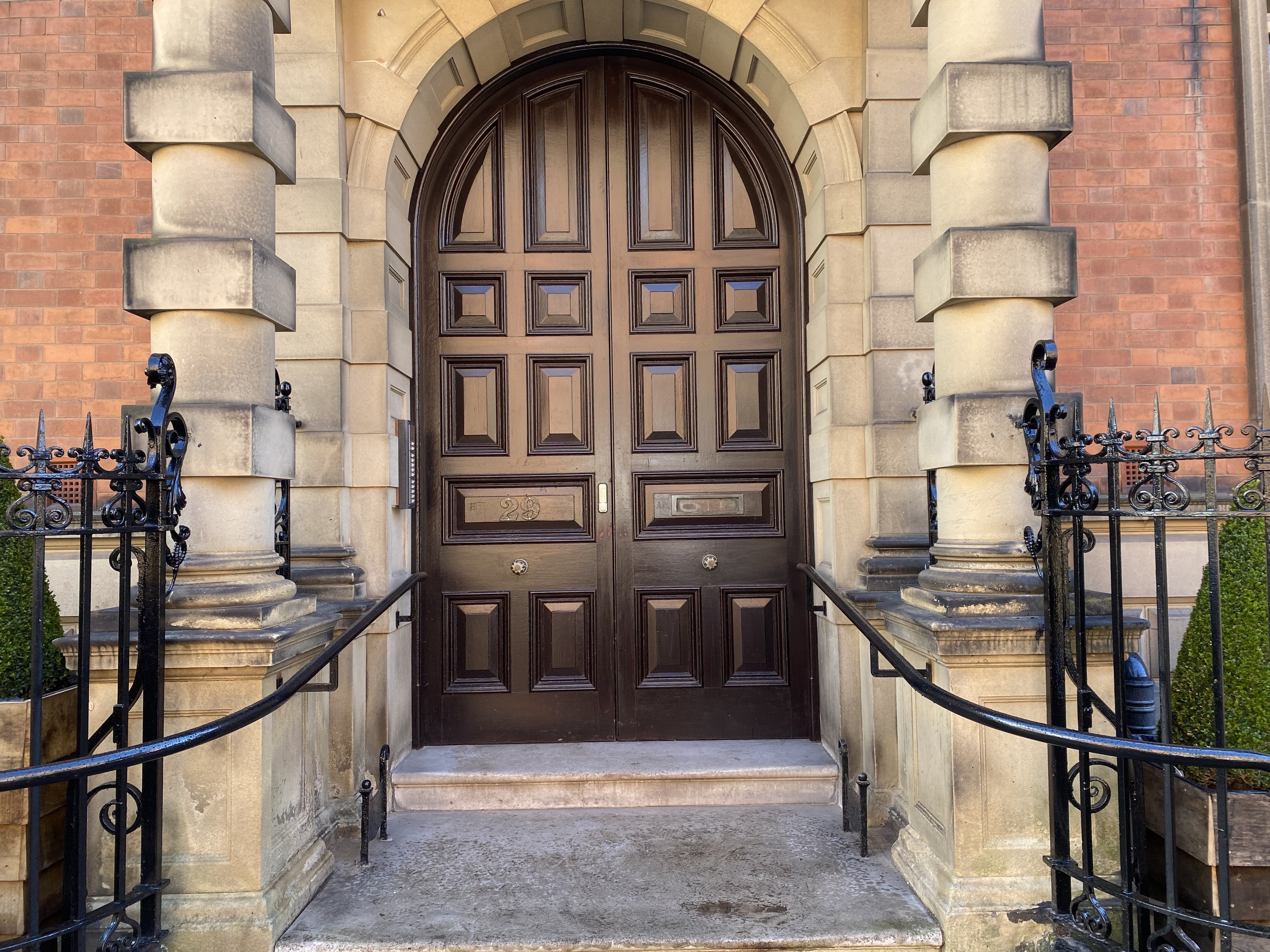 Flat Saint Mary's Gate in Derby