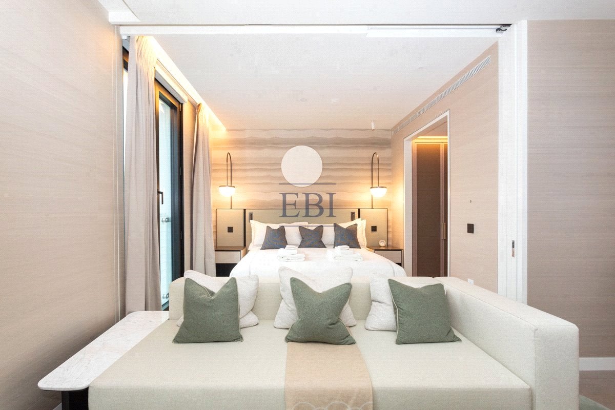 Flat Hanover Square in City of Westminster