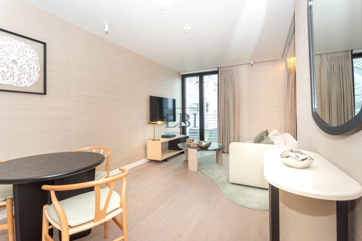 Flat Hanover Square in City of Westminster