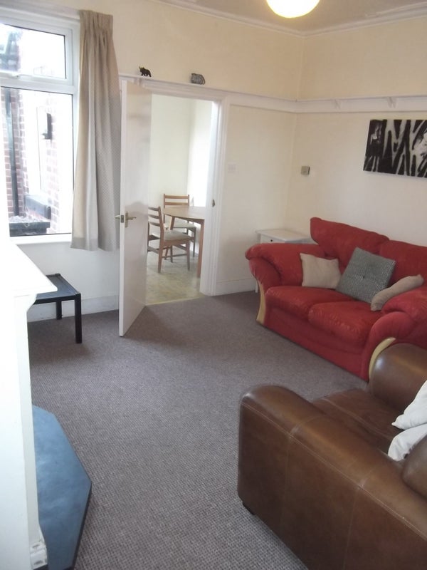 Room Roach Road in Sheffield