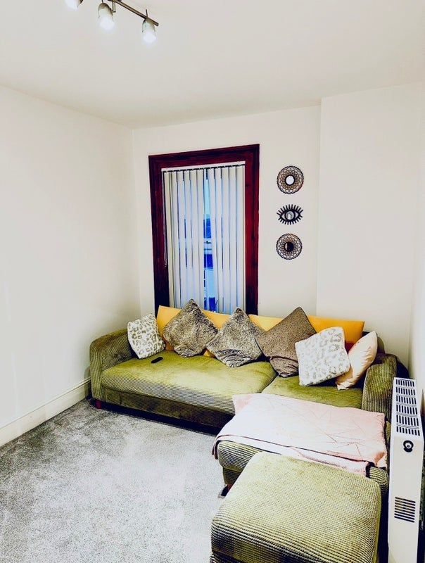 Room Waterloo Street in Weston-super-Mare