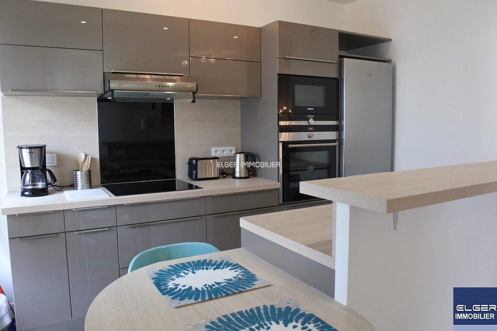 Flat Rue d'Essling in Courbevoie