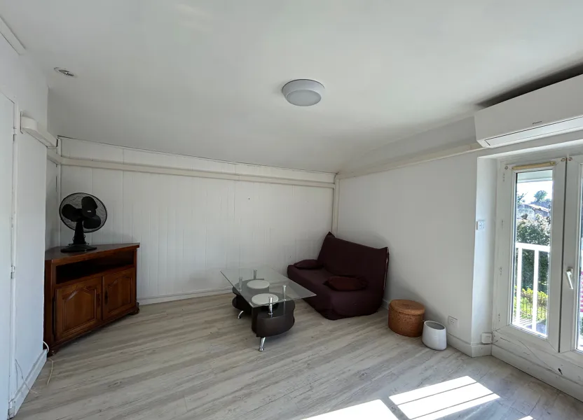 Appartement Avenue du 4e Zouave à Médis