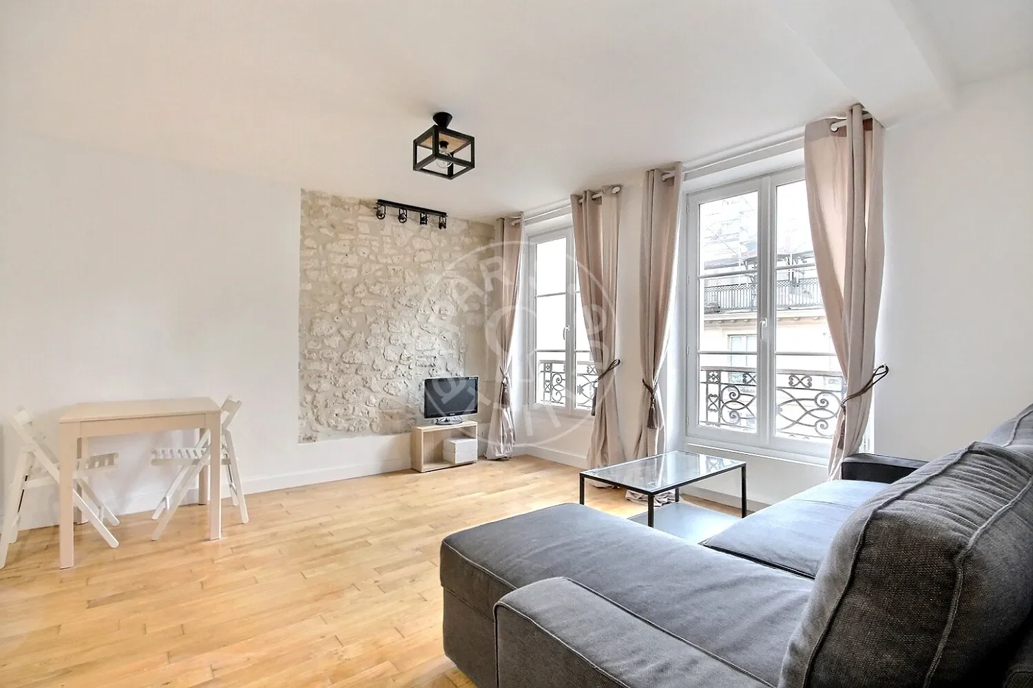 Appartement Rue Saint-Denis à Paris