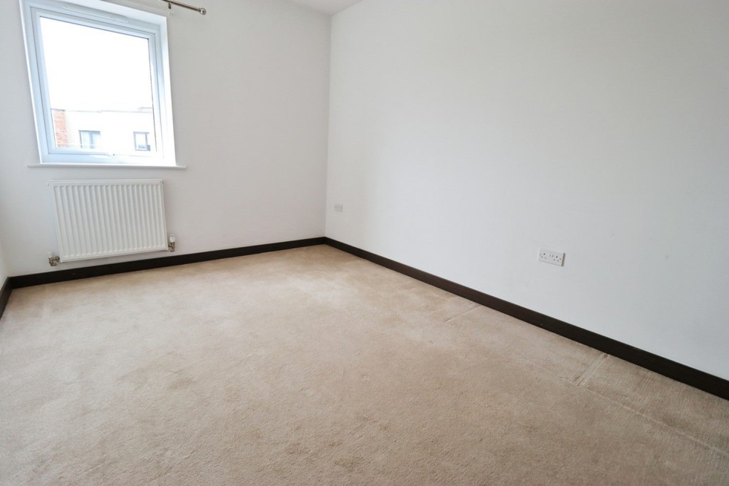 Flat Harland Court in West Suffolk
