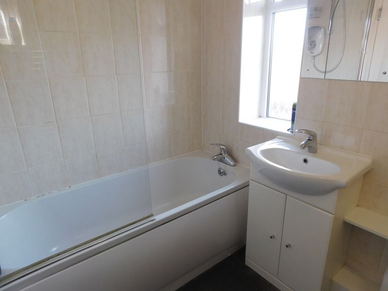 Room Edinburgh Walk in Bassetlaw