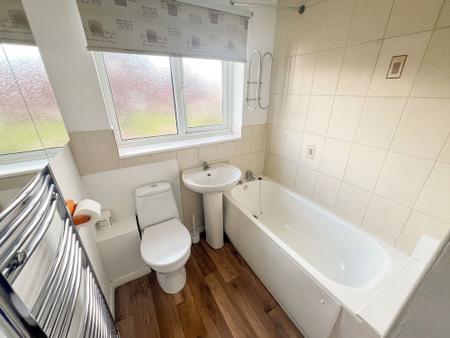 House Lisburn Close in Lincoln