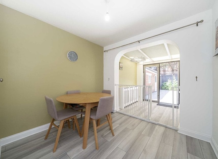 House Aragon Close in Sunbury-on-Thames