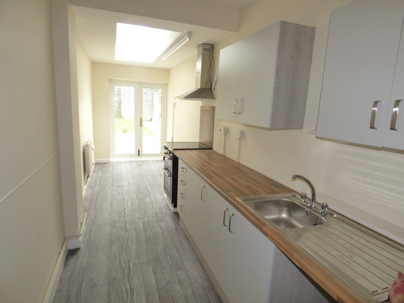 House Pantyrheol in Neath
