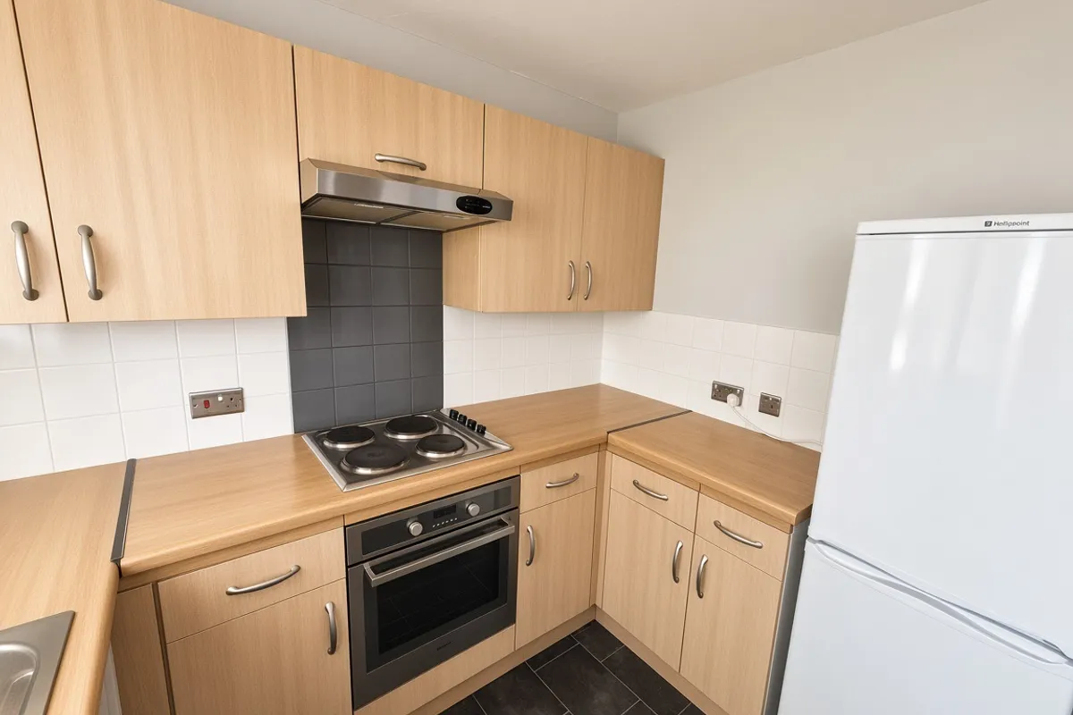 Flat Chartwell Gardens in Greater London