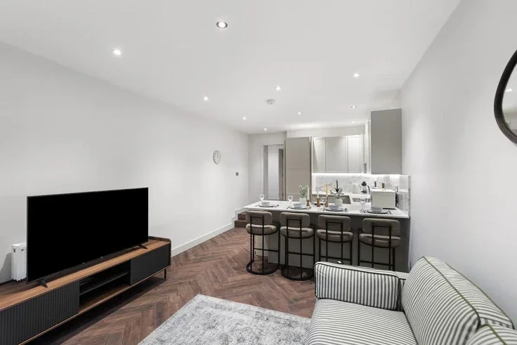 Flat Hamilton Close in City of Westminster