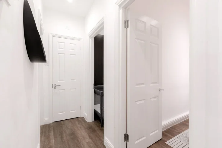 Flat Nassau Street in City of Westminster