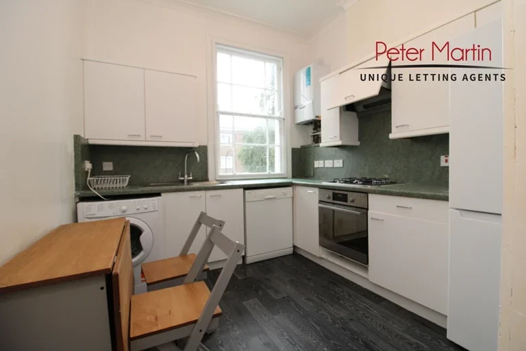 Flat Portsdown Mews in Greater London
