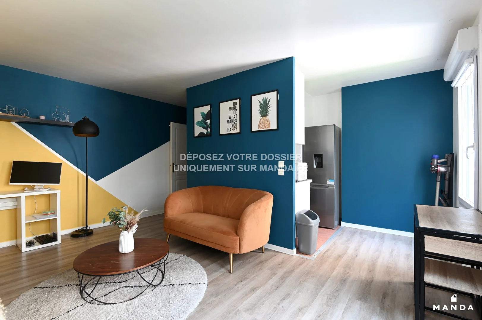 Flat Rue des Lilas d'Espagne in Courbevoie